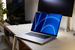 Image of: Apple MacBook Pro M1 Max