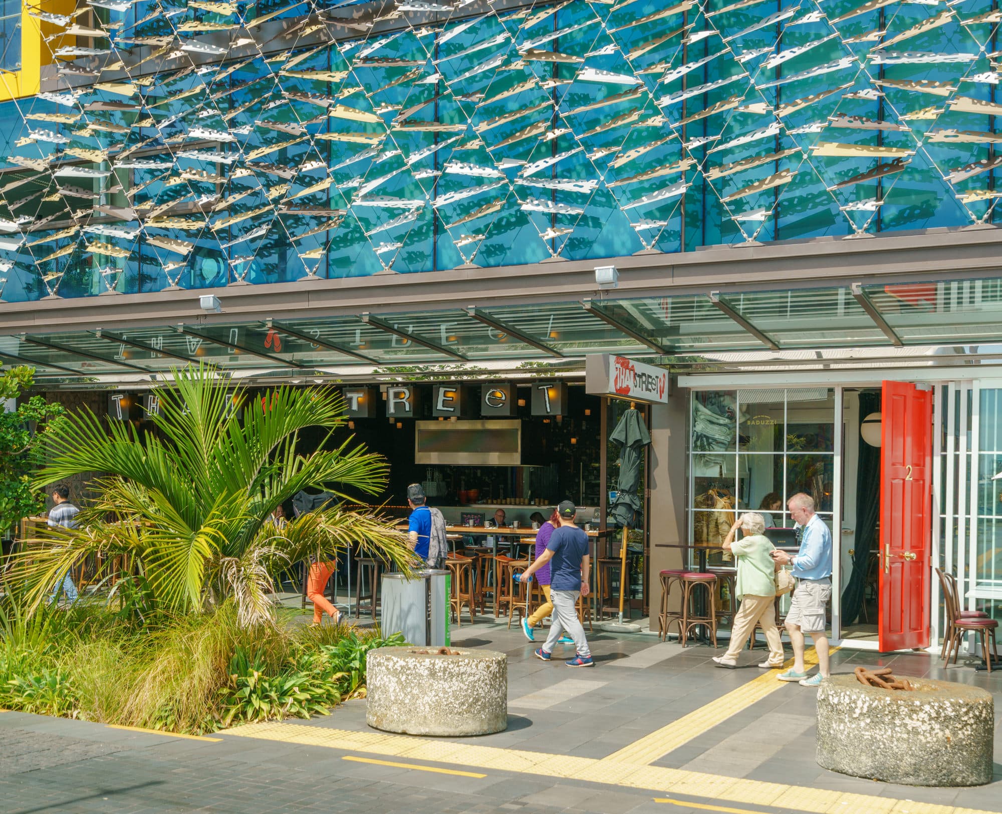 Auckland photo copyright-paulstamatiou_com-DSC07917