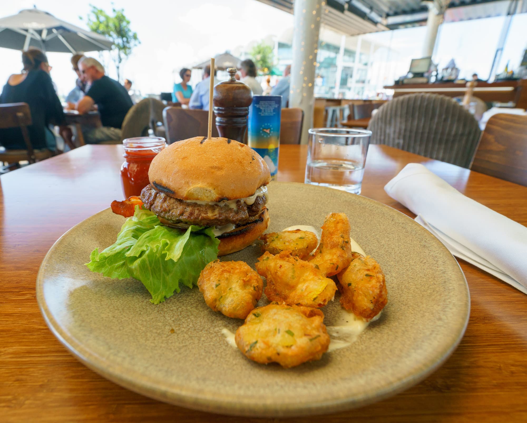 Auckland photo copyright-paulstamatiou_com-DSC07943