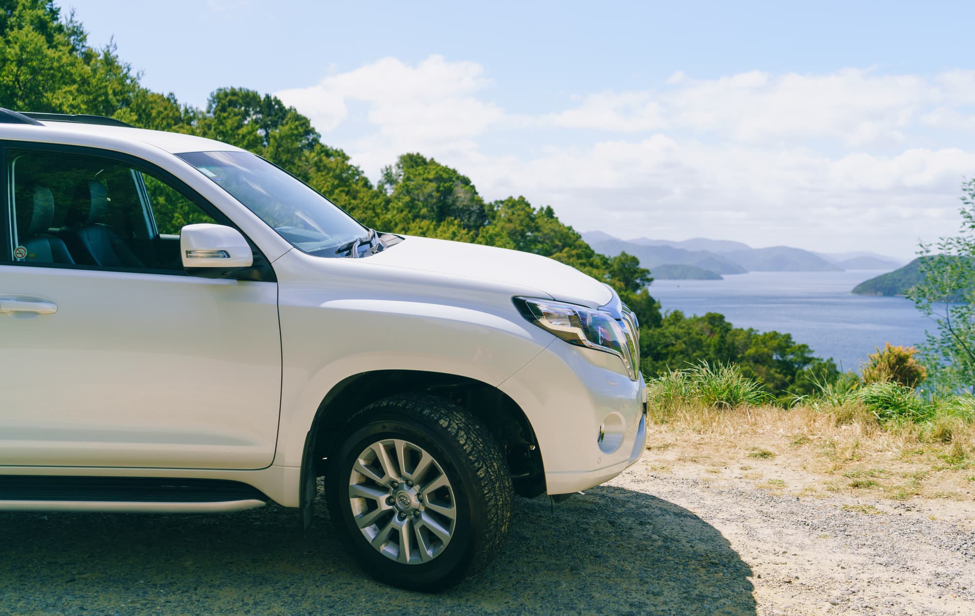 Nelson Lakes & Wharariki Beach photo copyright-paulstamatiou_com-DSC01216
