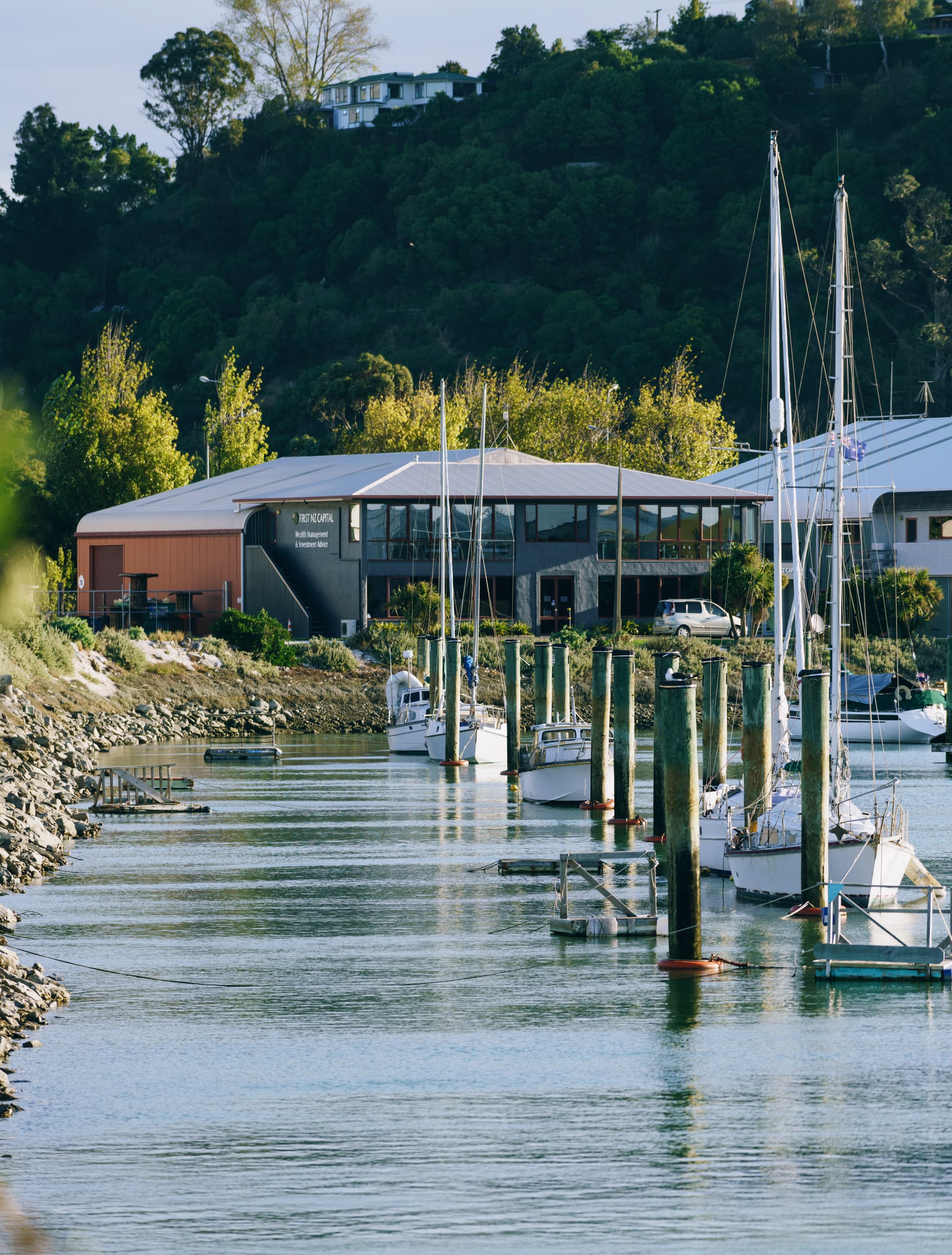 Nelson Lakes & Wharariki Beach photo copyright-paulstamatiou_com-DSC01329