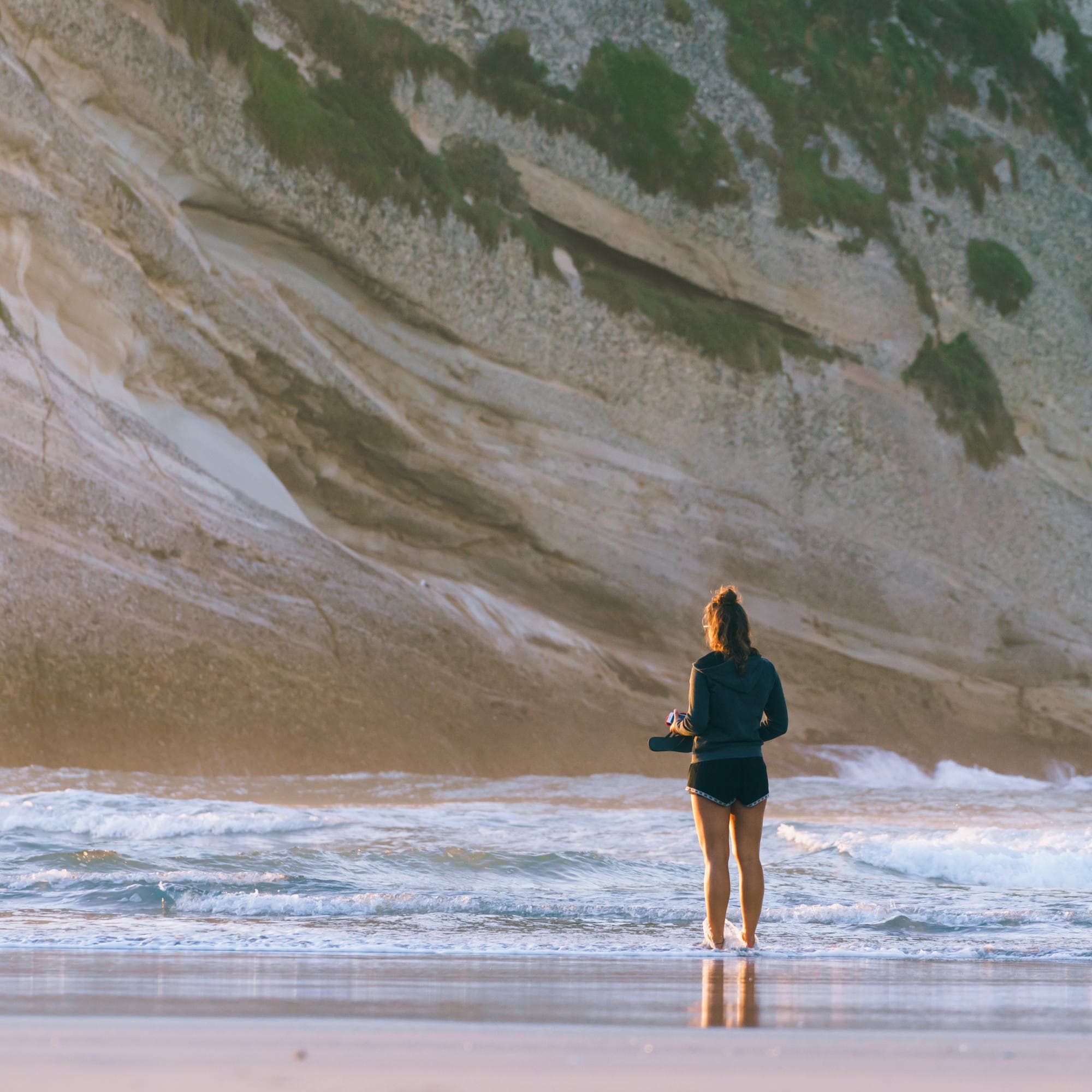 Nelson Lakes & Wharariki Beach photo copyright-paulstamatiou_com-DSC01990