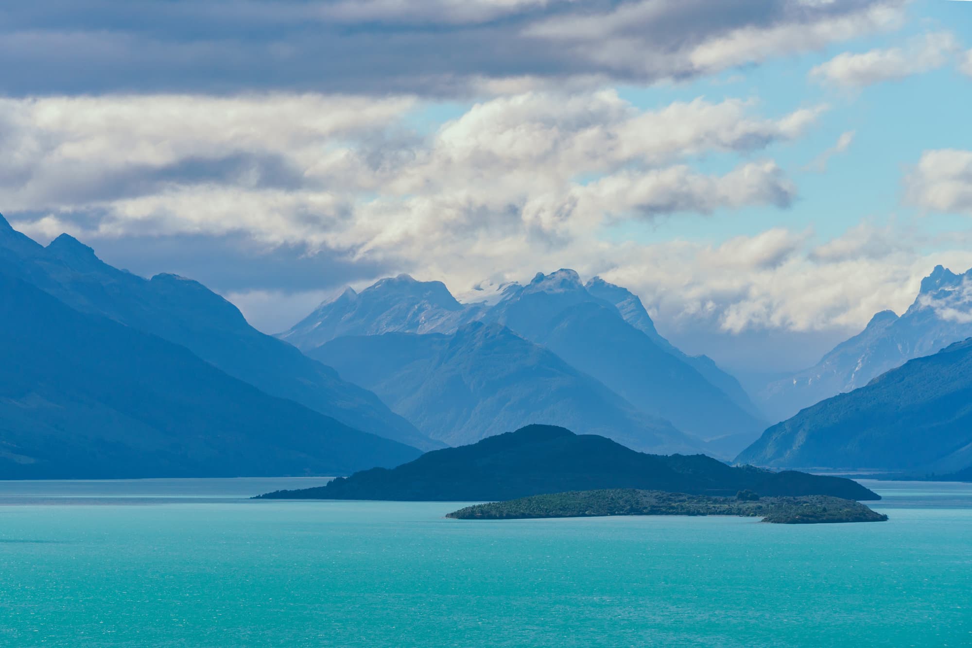 Queenstown & Milford Sound photo copyright-paulstamatiou_com-DSC04771-HDR