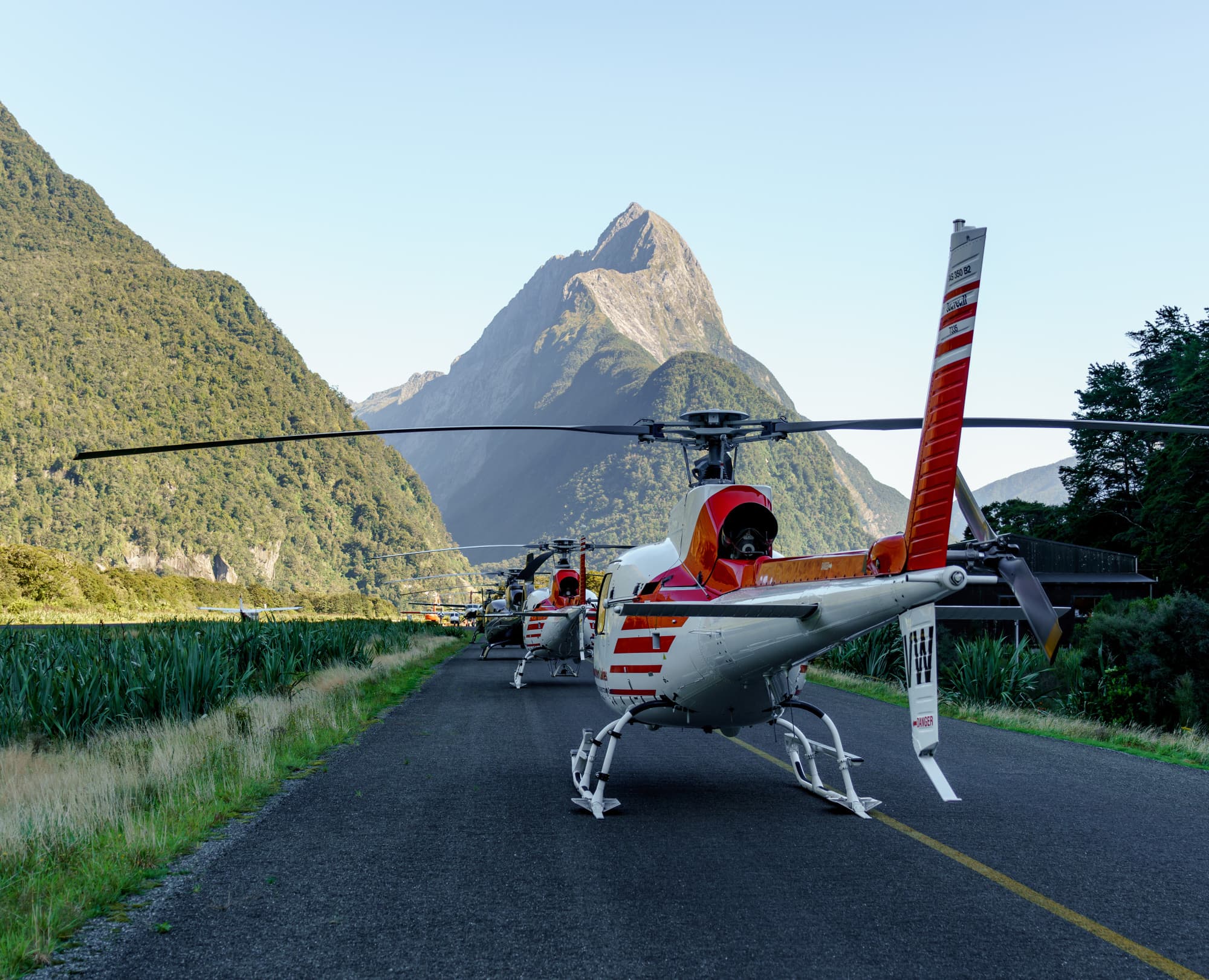 Queenstown & Milford Sound photo copyright-paulstamatiou_com-DSC05216
