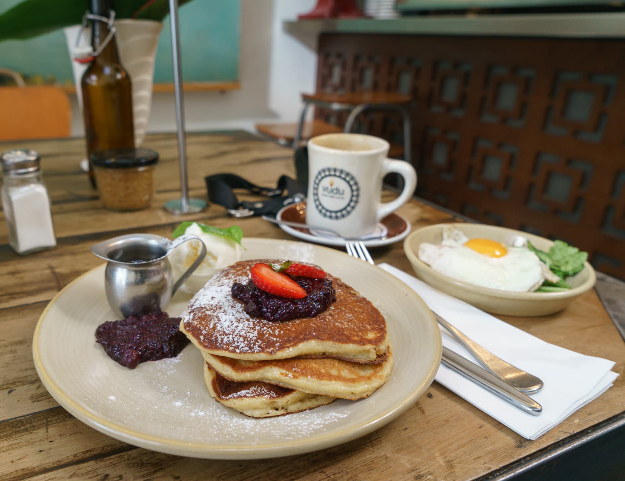 Queenstown & Milford Sound photo copyright-paulstamatiou_com-DSC05414