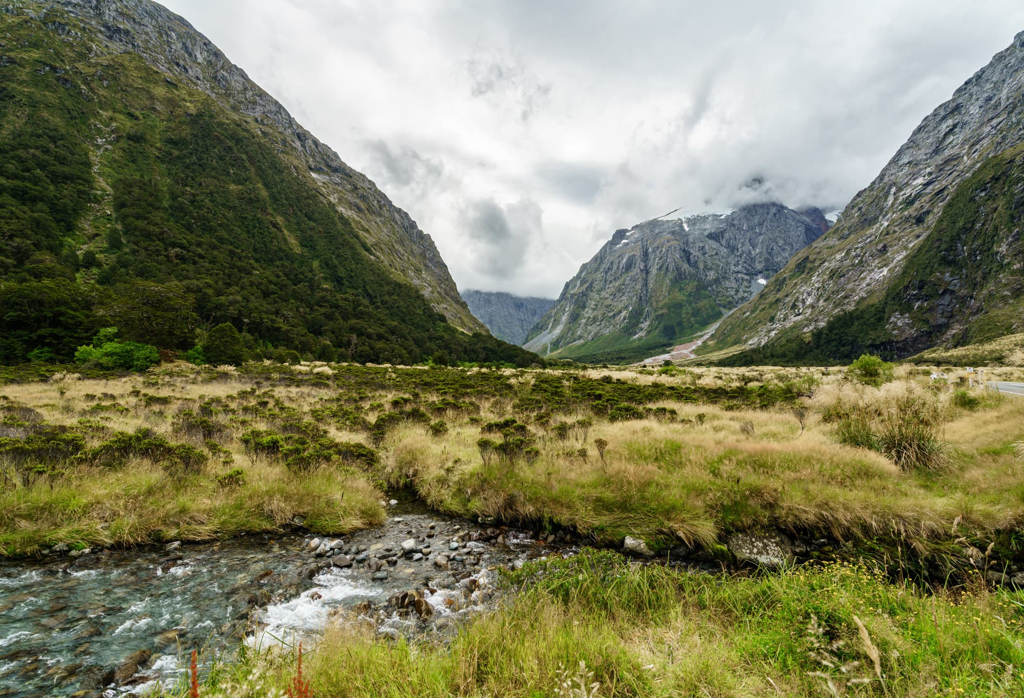 Queenstown & Milford Sound photo copyright-paulstamatiou_com-DSC05575-HDR