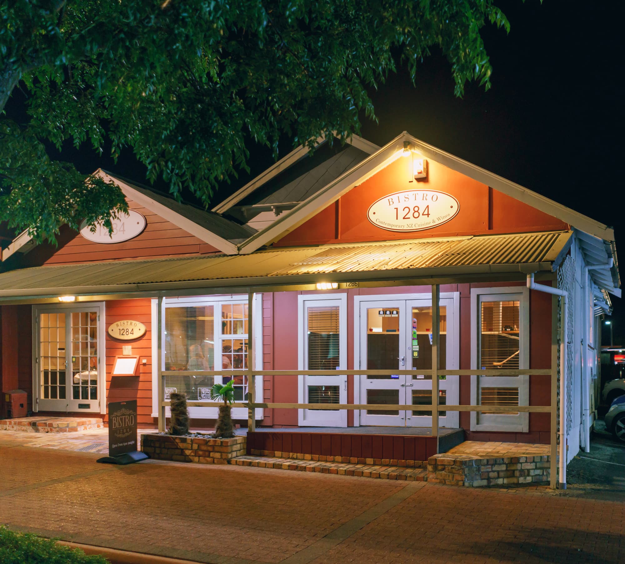 Mt Maunganui & Rotorua photo copyright-paulstamatiou_com-DSC09108