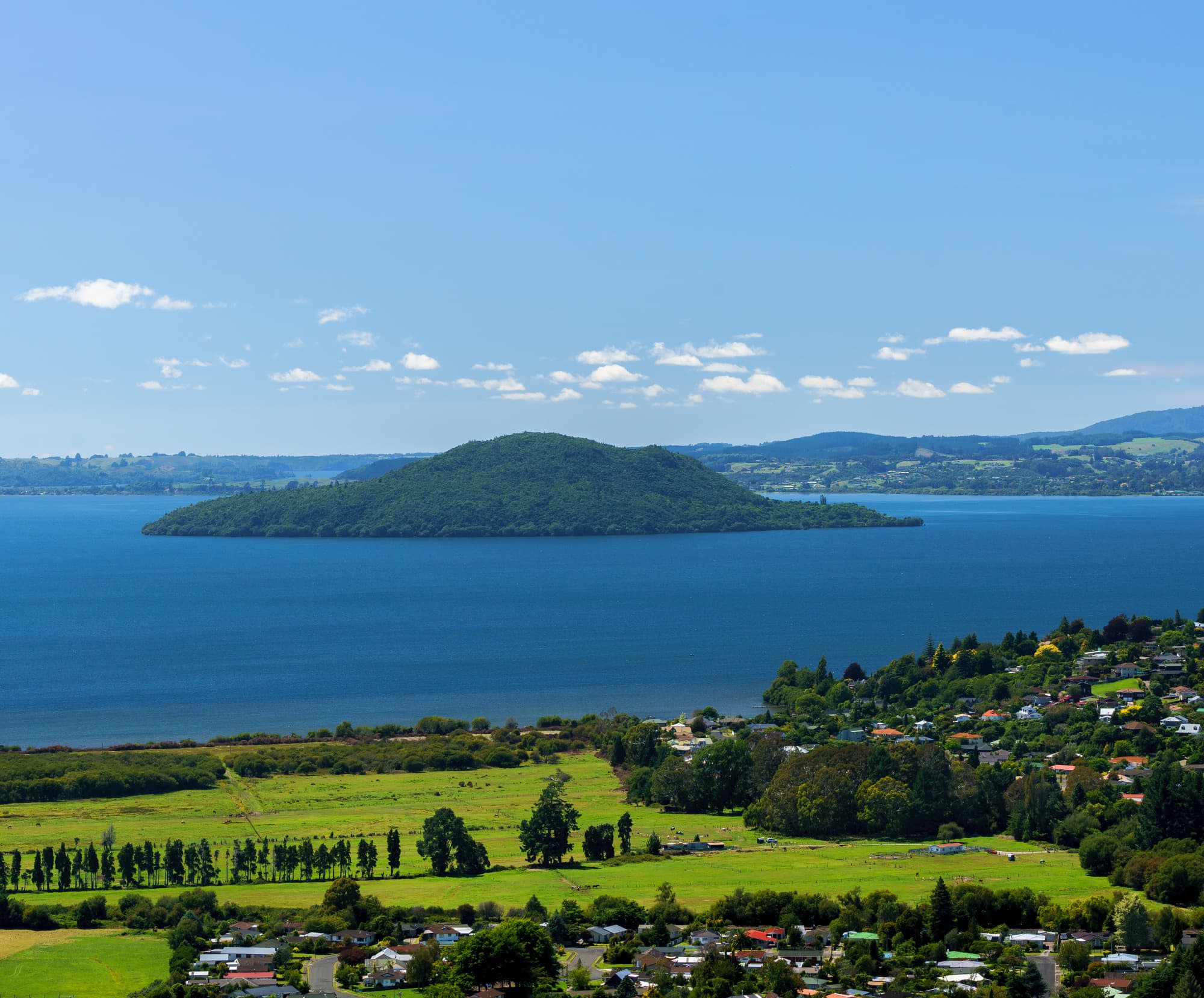 Mt Maunganui & Rotorua photo copyright-paulstamatiou_com-DSC09267