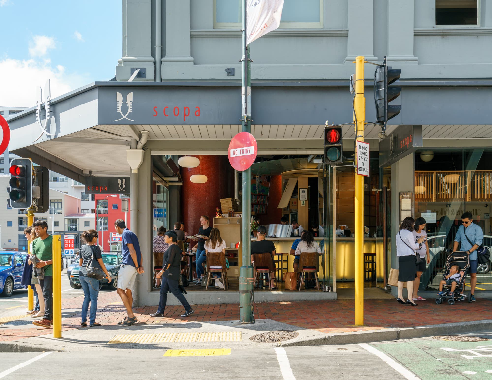 Wellington photo copyright-paulstamatiou_com-DSC00258