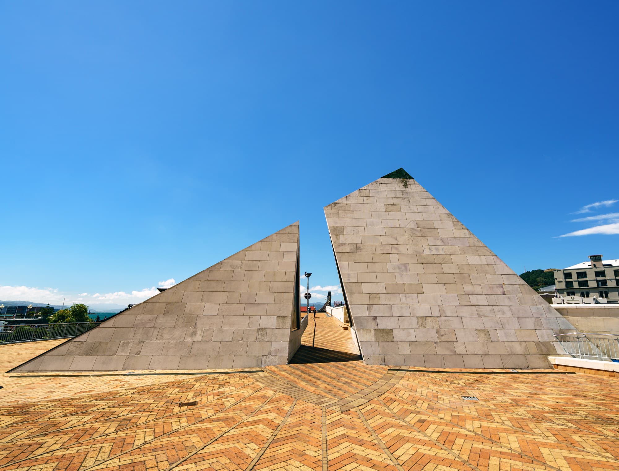 Wellington photo copyright-paulstamatiou_com-DSC00347