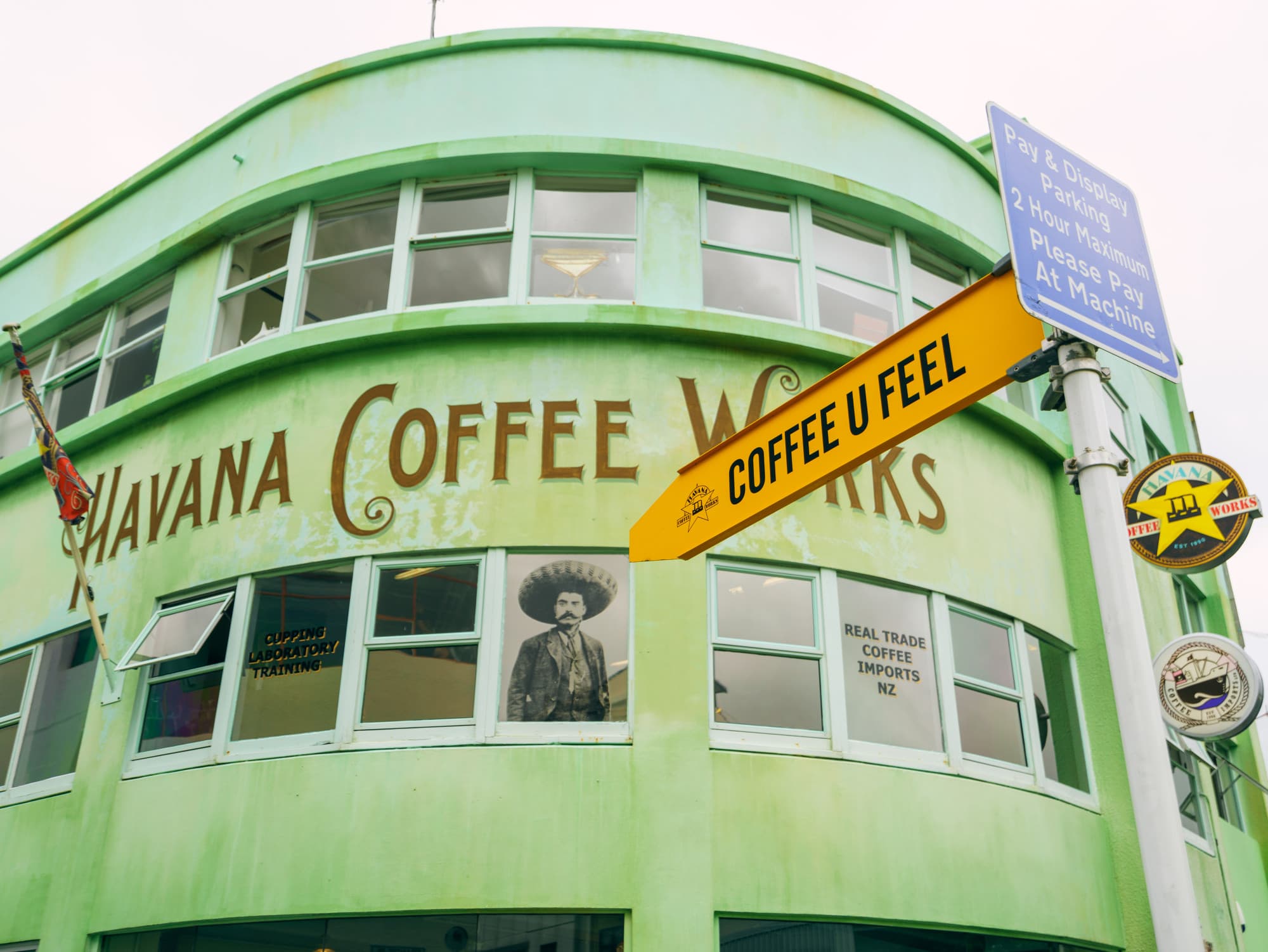 Wellington photo copyright-paulstamatiou_com-DSC01078