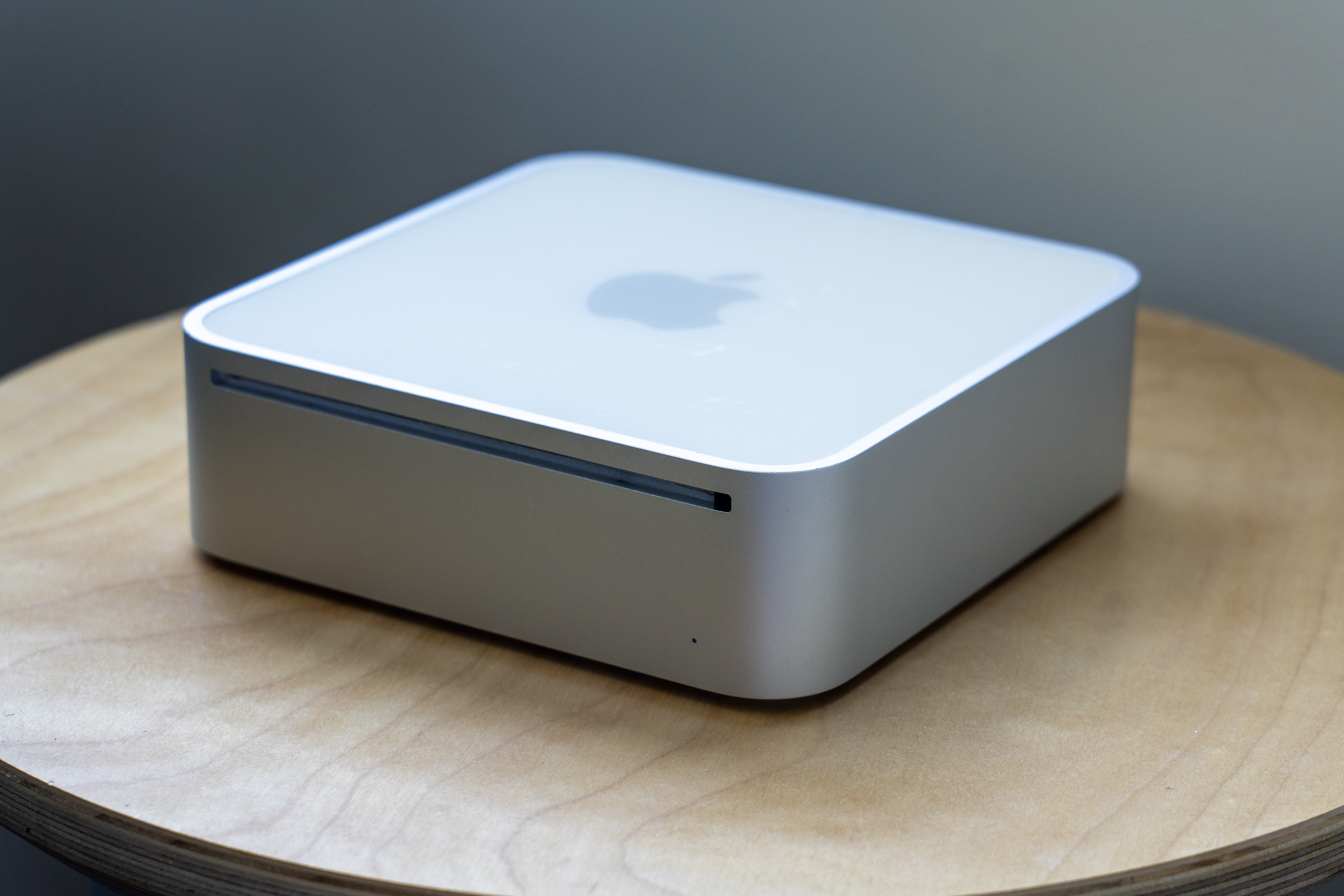 初代 Intel Mac mini mini-itx.com - news - Inside the Intel Mac Mini
